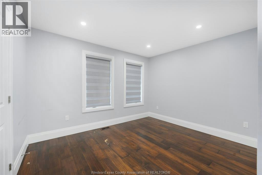 1933 Villa Canal Drive, Kingsville, ON, N9Y 0G5 - 29
