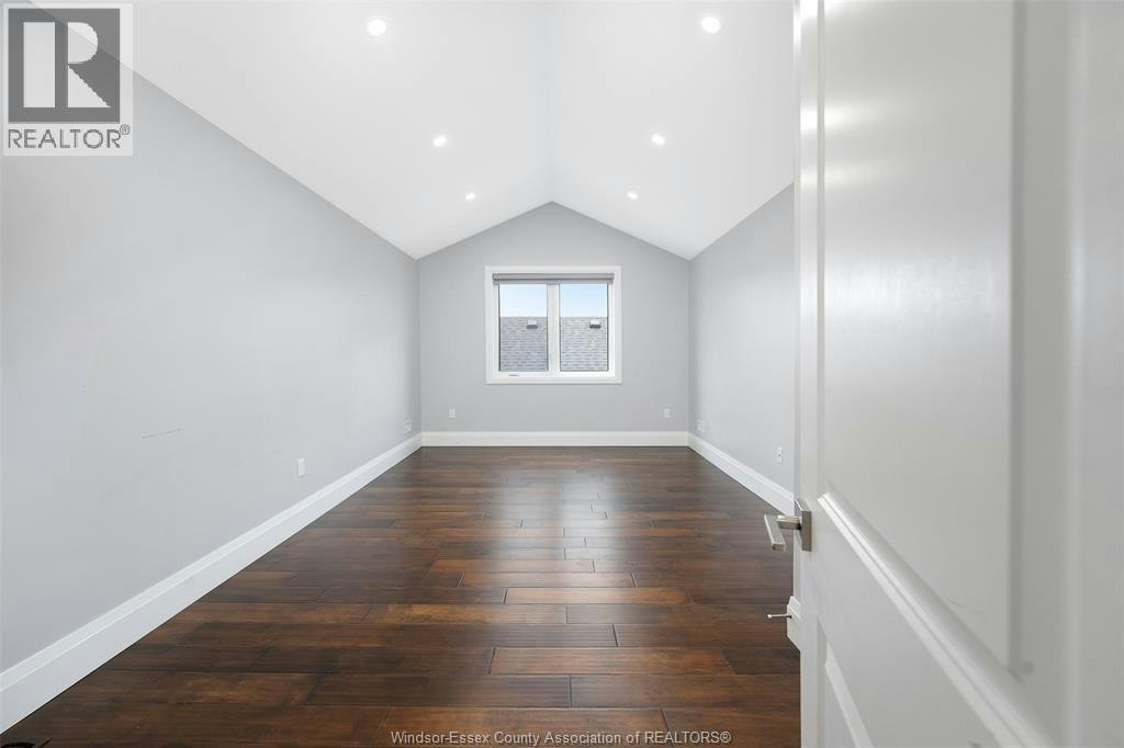 1933 Villa Canal Drive, Kingsville, ON, N9Y 0G5 - 25