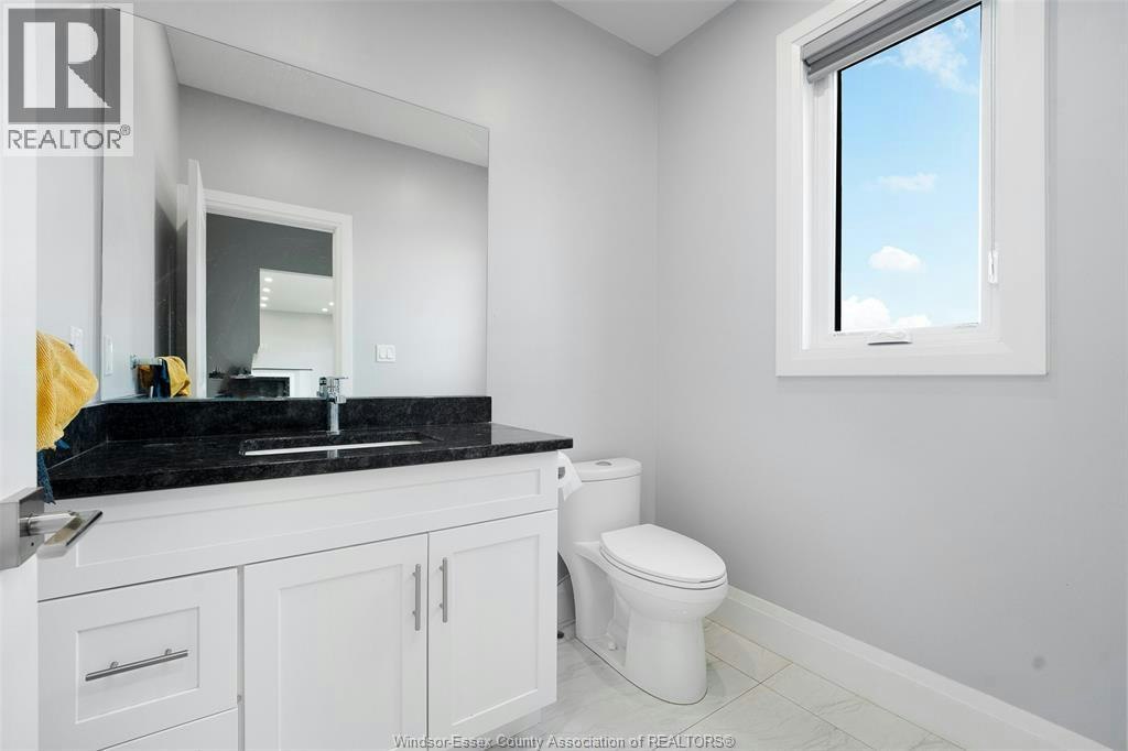 1933 Villa Canal Drive, Kingsville, ON, N9Y 0G5 - 22