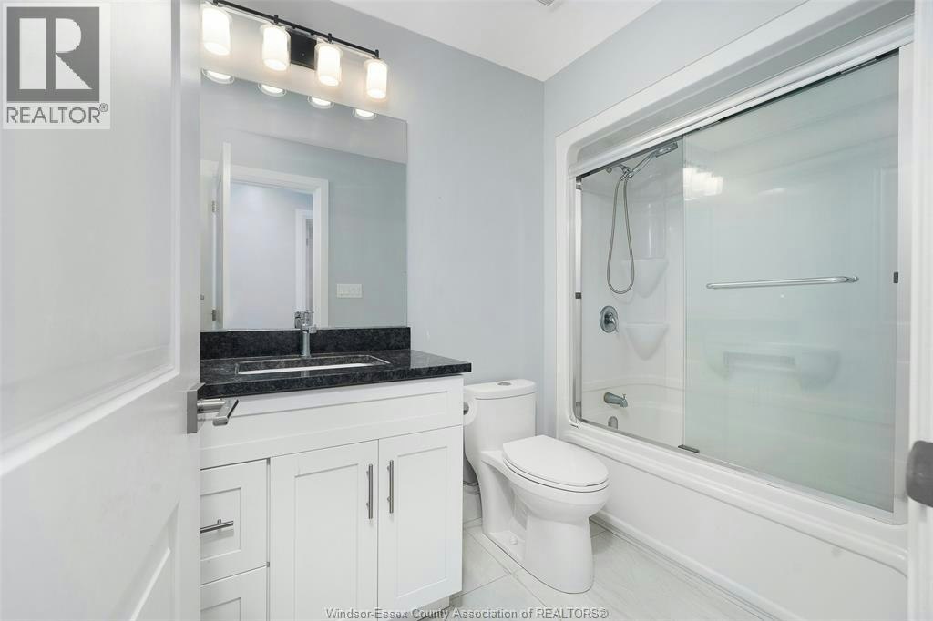 1933 Villa Canal Drive, Kingsville, ON, N9Y 0G5 - 28