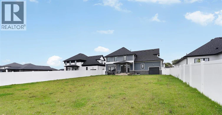 1933 Villa Canal Drive, Kingsville, ON, N9Y 0G5 - 6