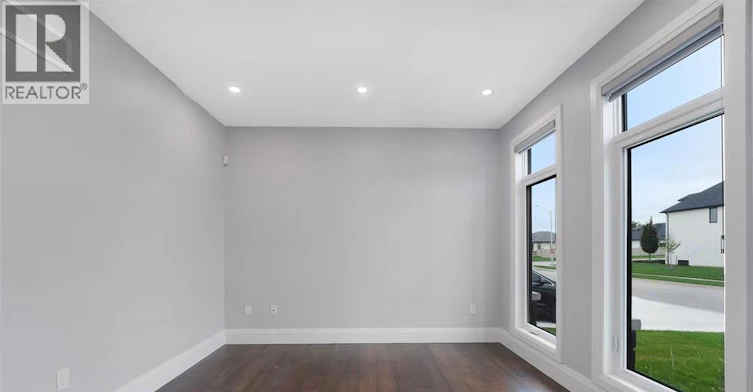 1933 Villa Canal Drive, Kingsville, ON, N9Y 0G5 - 23