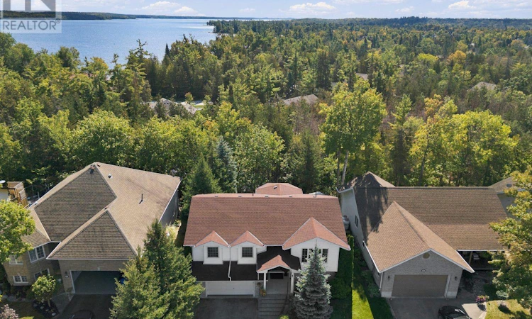 62 Cedartree Lane