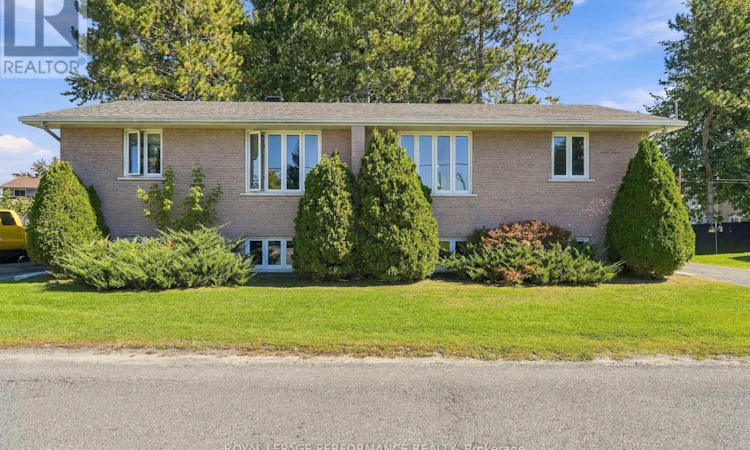 589-591 Bolt Road