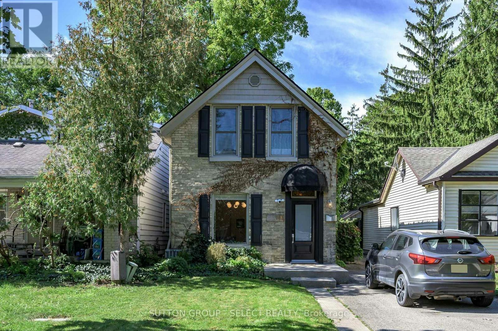 943 Colborne Street, London, ON, N6A 4A5