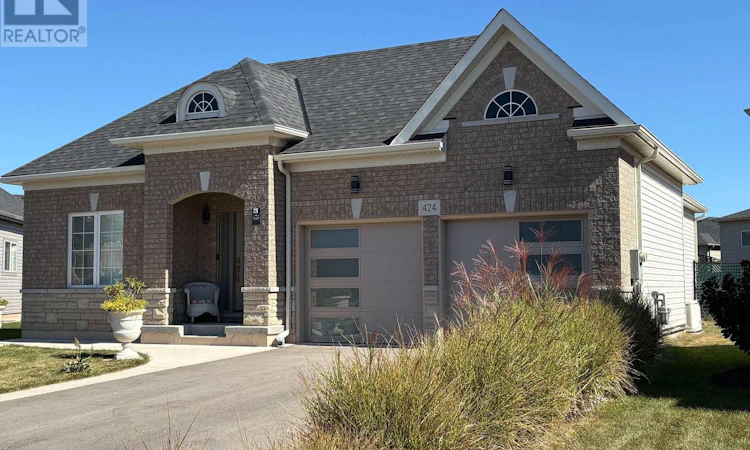 424 Williams Crescent