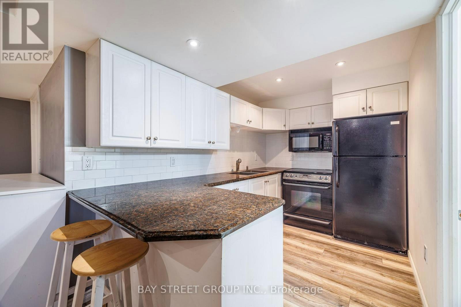 7752 Willey Street, Niagara Falls, ON, L2G 0H2 - 23