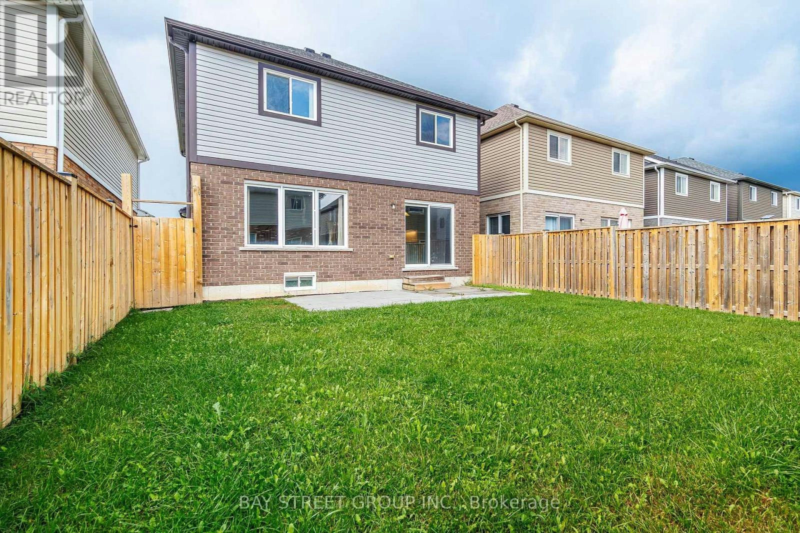 7752 Willey Street, Niagara Falls, ON, L2G 0H2 - 30