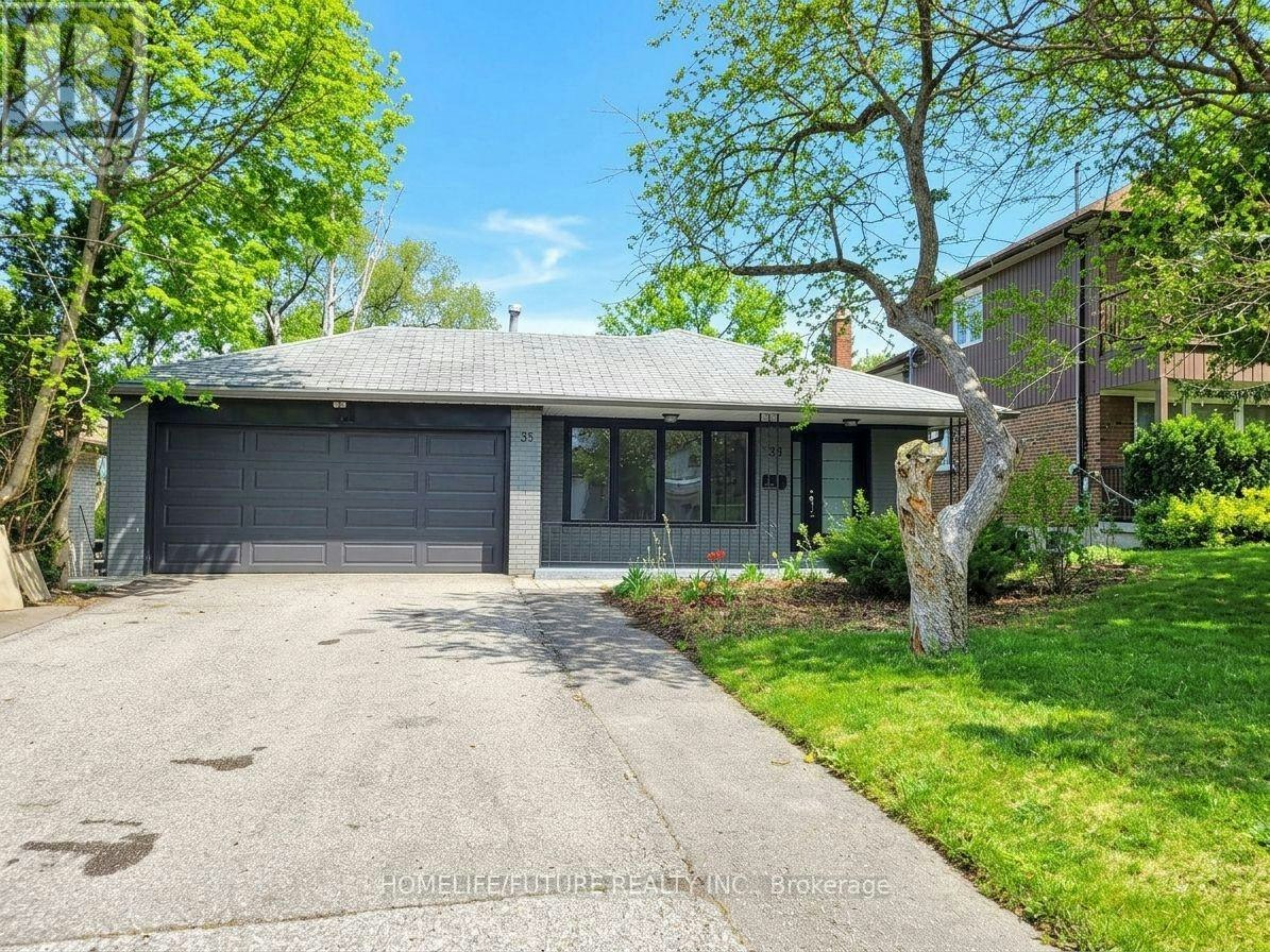 BSMT-33 Oldborough Circle, Toronto, ON, M2J 3A1
