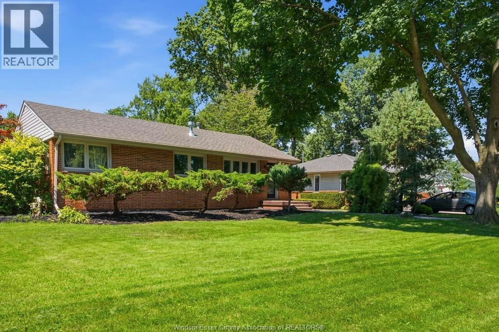 251 St. Marks Road, Tecumseh, ON, N8N 2H6