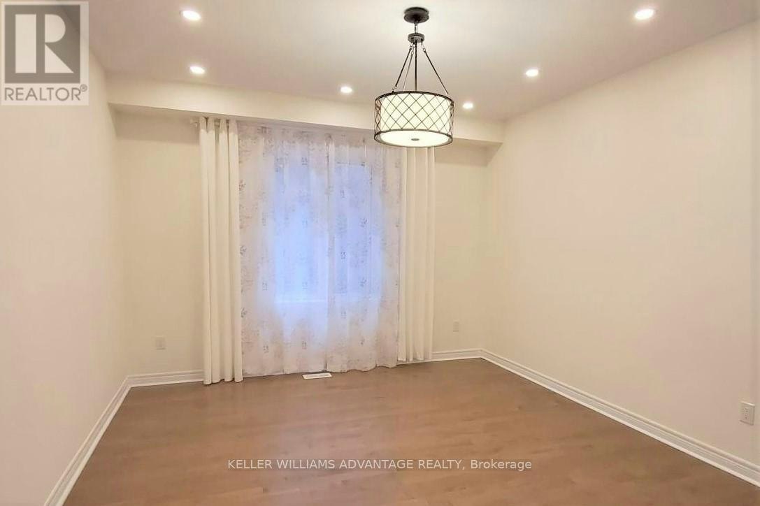84 Little Britain Crescent, Brampton, ON, L6Y 6A8 3