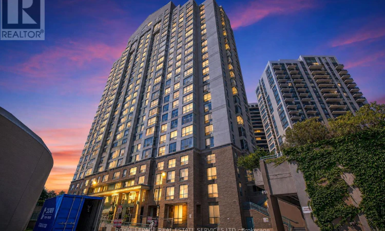 1711-101 Subway Crescent