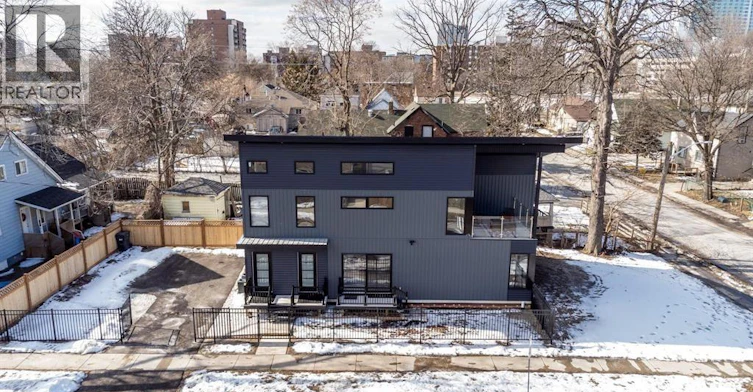 687 Assumption Street, Windsor, ON, N8A 3B5 - 14