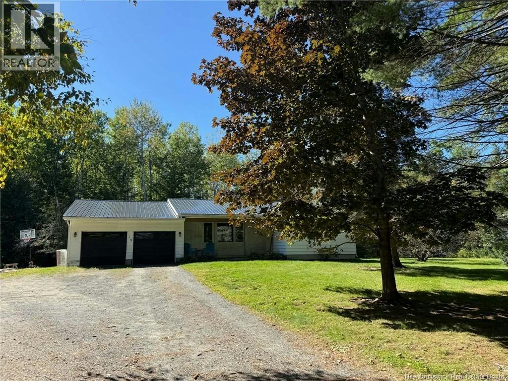15 Mckinnon Road, Miramichi, NB, E1V 5Y1