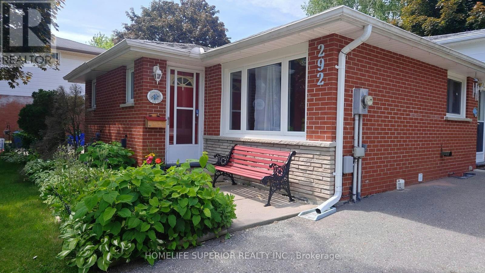 UPPER-292 Brighton Court, Oshawa, ON, L1G 6H6 - 2