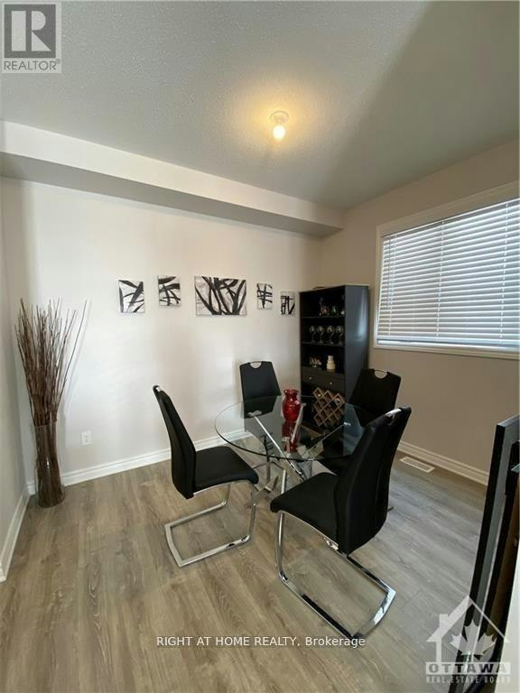 166 Pictou Crescent, Ottawa, ON, K2V 0R2 - 5