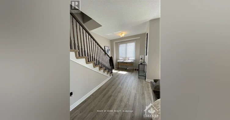 166 Pictou Crescent, Ottawa, ON, K2V 0R2 - 8