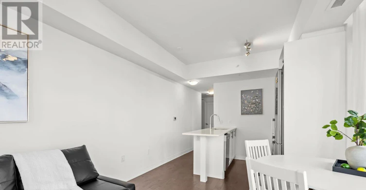 501-805 Carling Avenue, Ottawa, ON, K1S 5W9 - 10