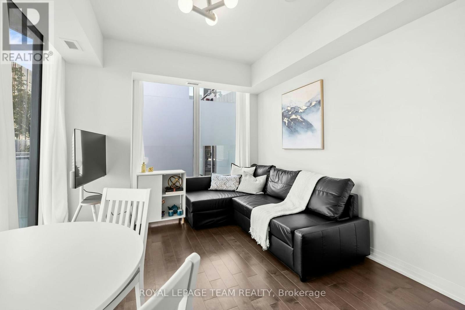 501-805 Carling Avenue, Ottawa, ON, K1S 5W9 - 9