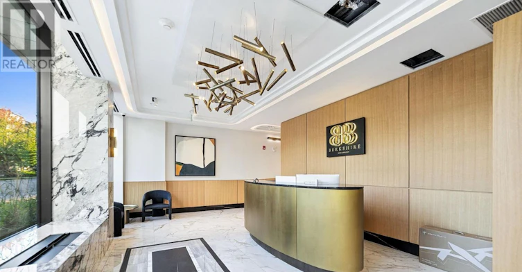 123 Maurice Drive, Oakville, ON, L6K 2W6 - 3