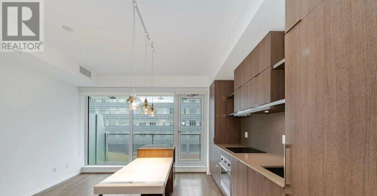 1503-197 Yonge Street, Toronto, ON, M5B 0C4 - 13