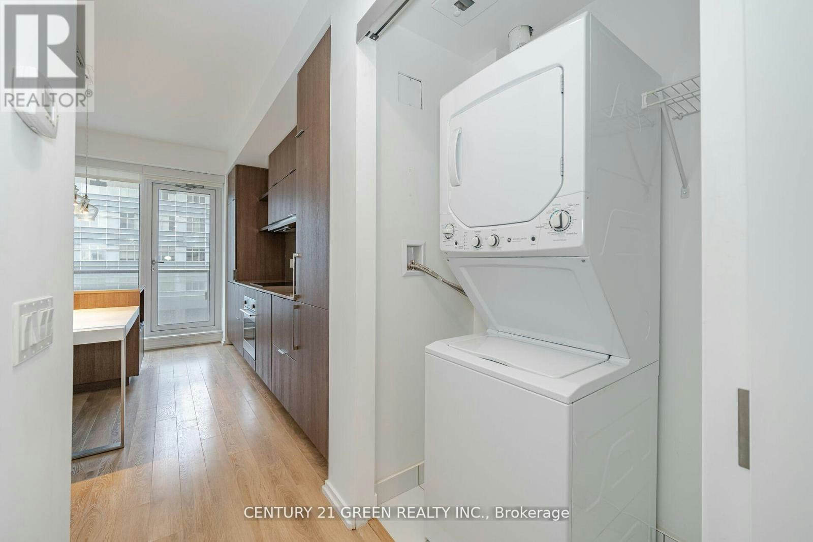 1503-197 Yonge Street, Toronto, ON, M5B 0C4 - 10