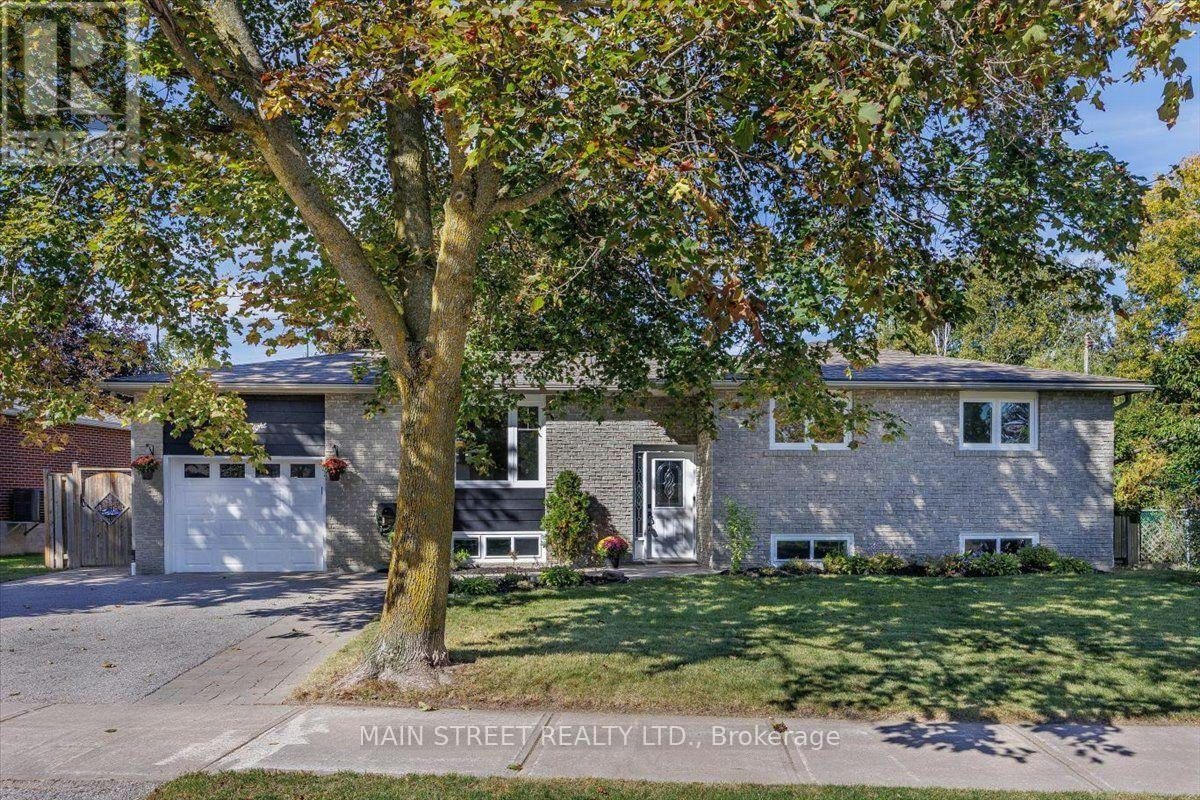 38 Townsend Avenue, Bradford West Gwillimbury, ON, L3Z 1Y1