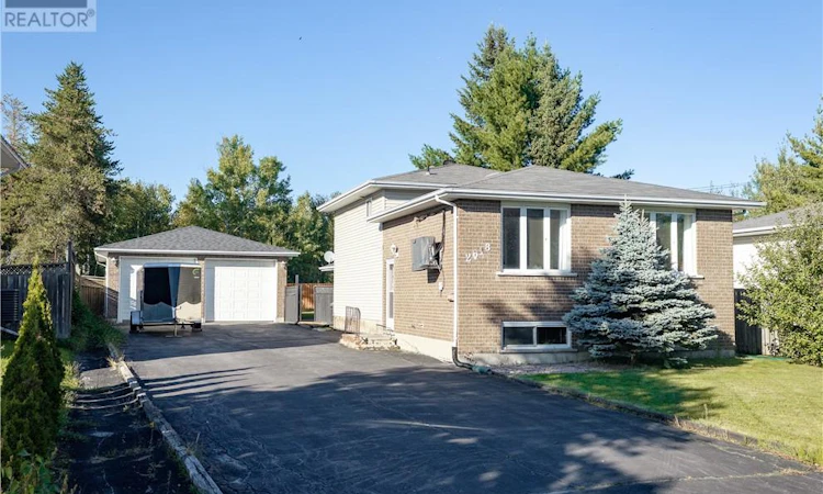 2618 Bancroft Drive