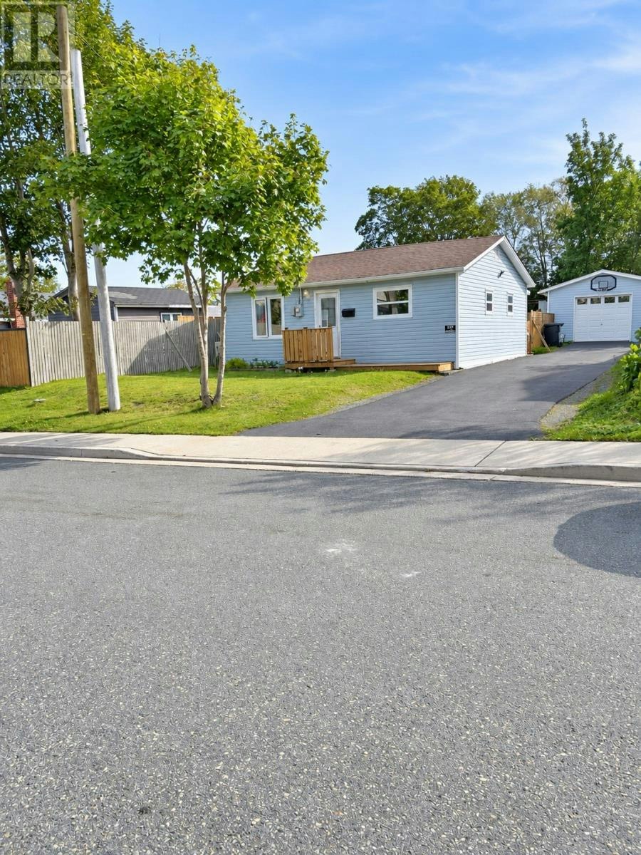 19 Glendale Avenue, Mount Pearl, NL, A1N 1N1