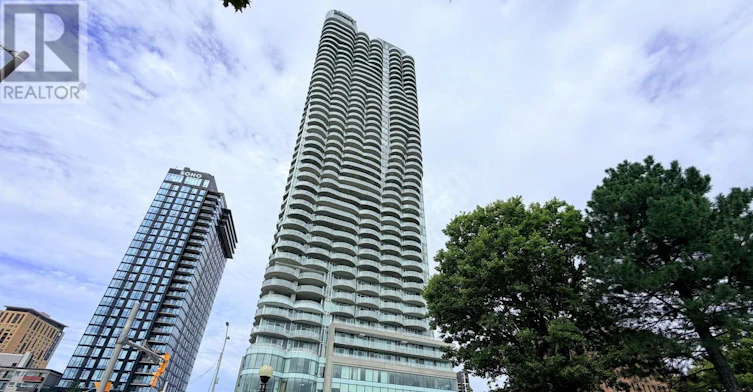 3305-805 Carling Avenue, Ottawa, ON, K1S 5W9
