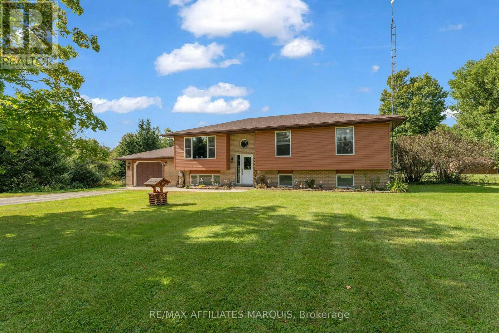 174 Mcguire Road, Montague, ON, K7A 4S4