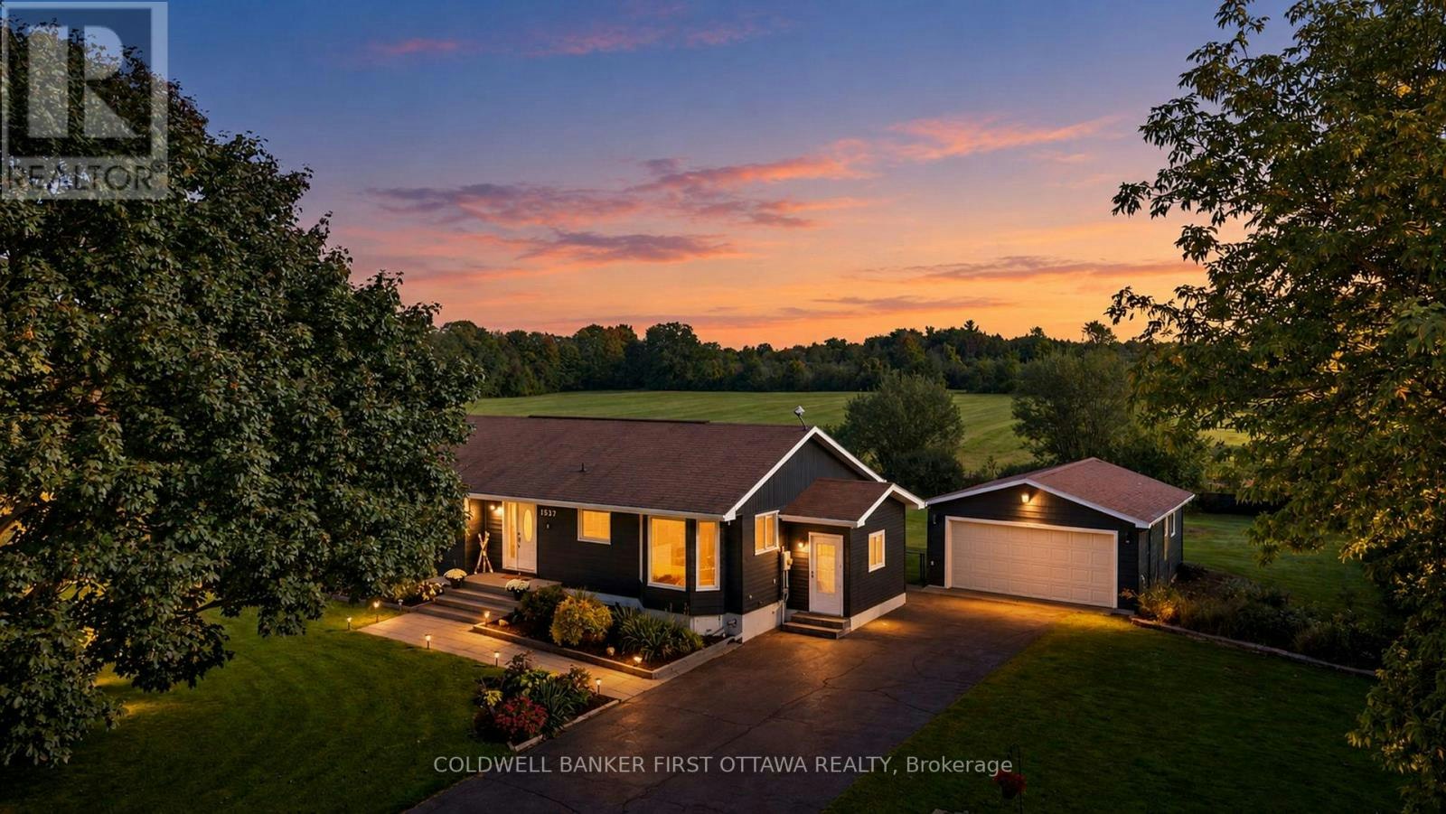 1537 John Quinn Road, Ottawa, ON, K4P 1J7