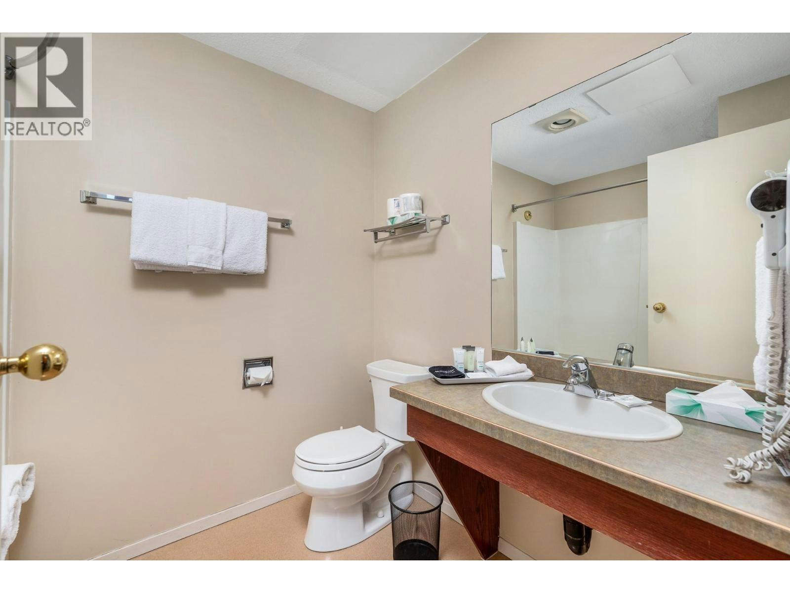233/234-150 Silver Lode Lane, Armstrong, BC, V1B 3M1 - 22