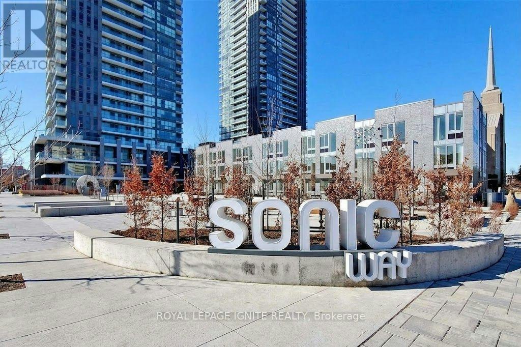 N1001-6 Sonic Way, Toronto, ON, M3C 0P1 - 2