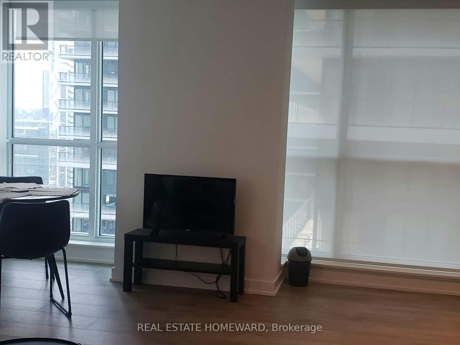 2903-327 King Street W, Toronto, ON, M5V 0W7 - 5