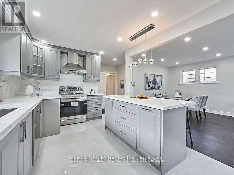 MAIN-24 Gable Place, Toronto, ON, M1P 4J8 - 8