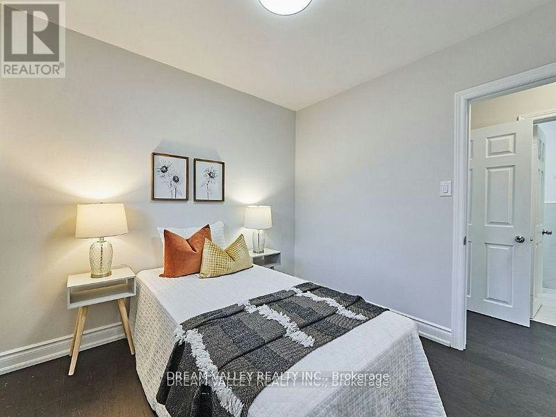 MAIN-24 Gable Place, Toronto, ON, M1P 4J8 - 17