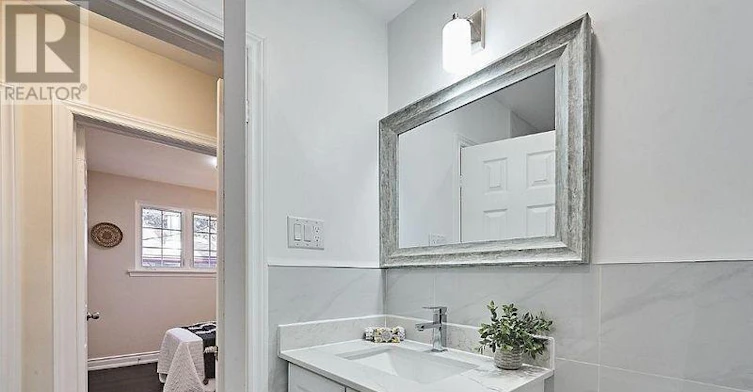 MAIN-24 Gable Place, Toronto, ON, M1P 4J8 - 18
