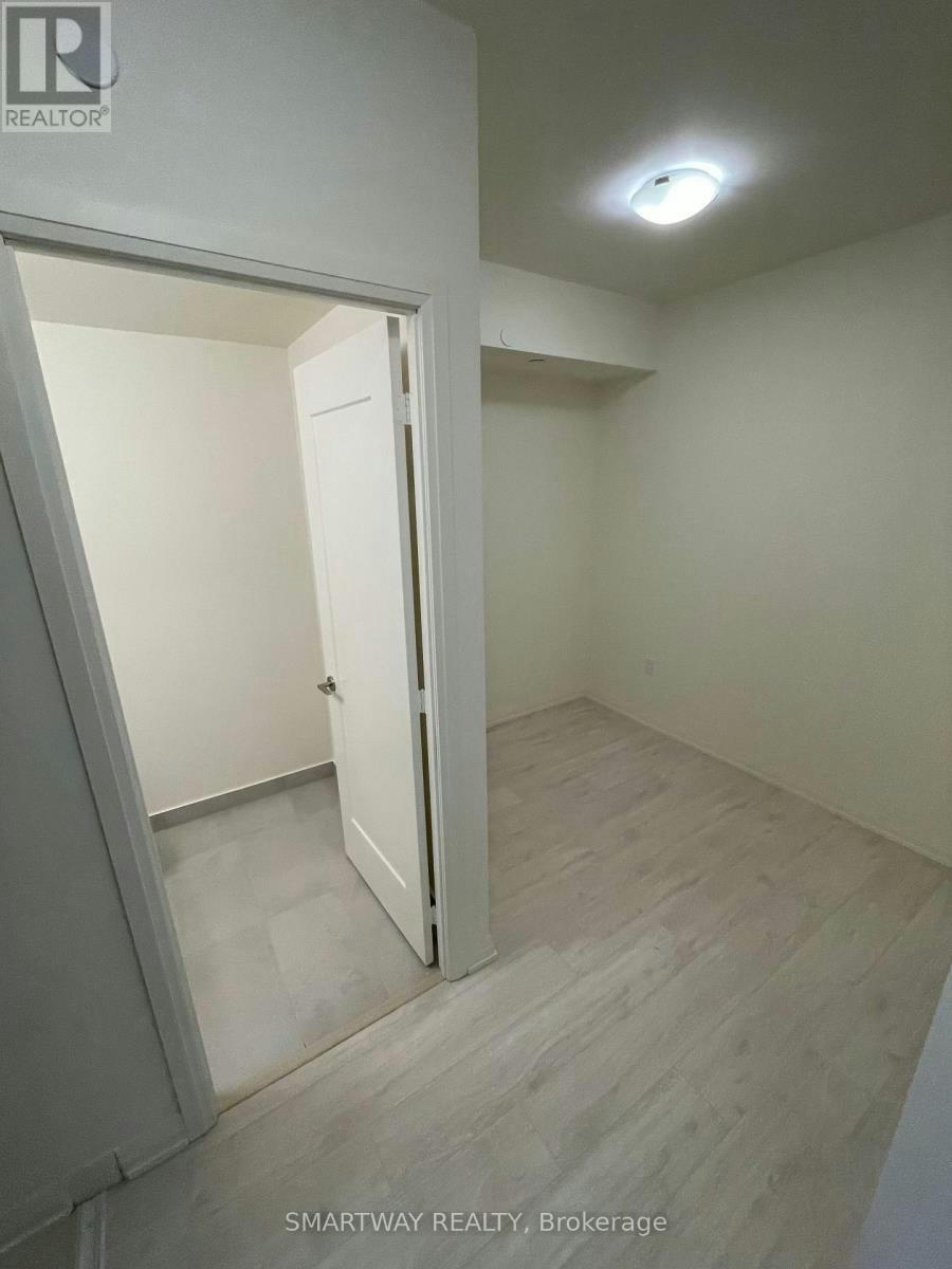 218-8960 Jane Street, Vaughan, ON, L4K 0N9 - 13