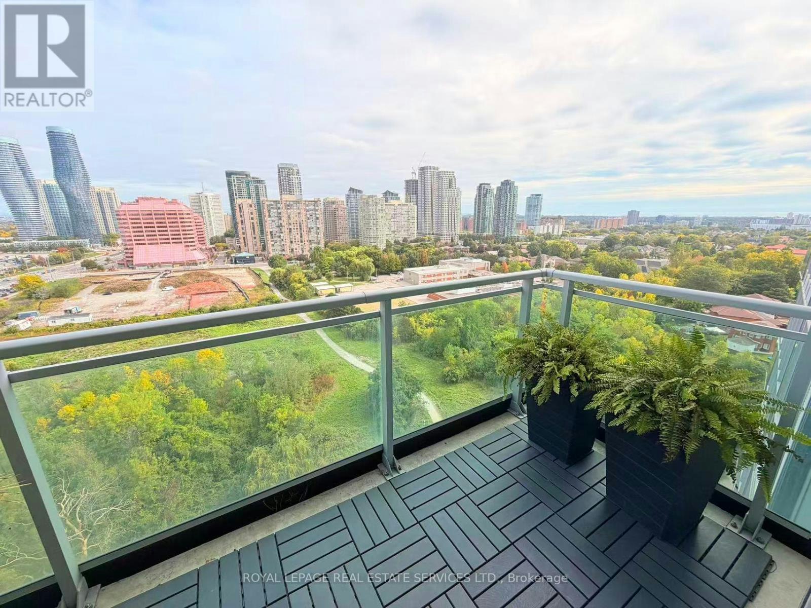 1504-223 Webb Drive, Mississauga, ON, L5B 0E8