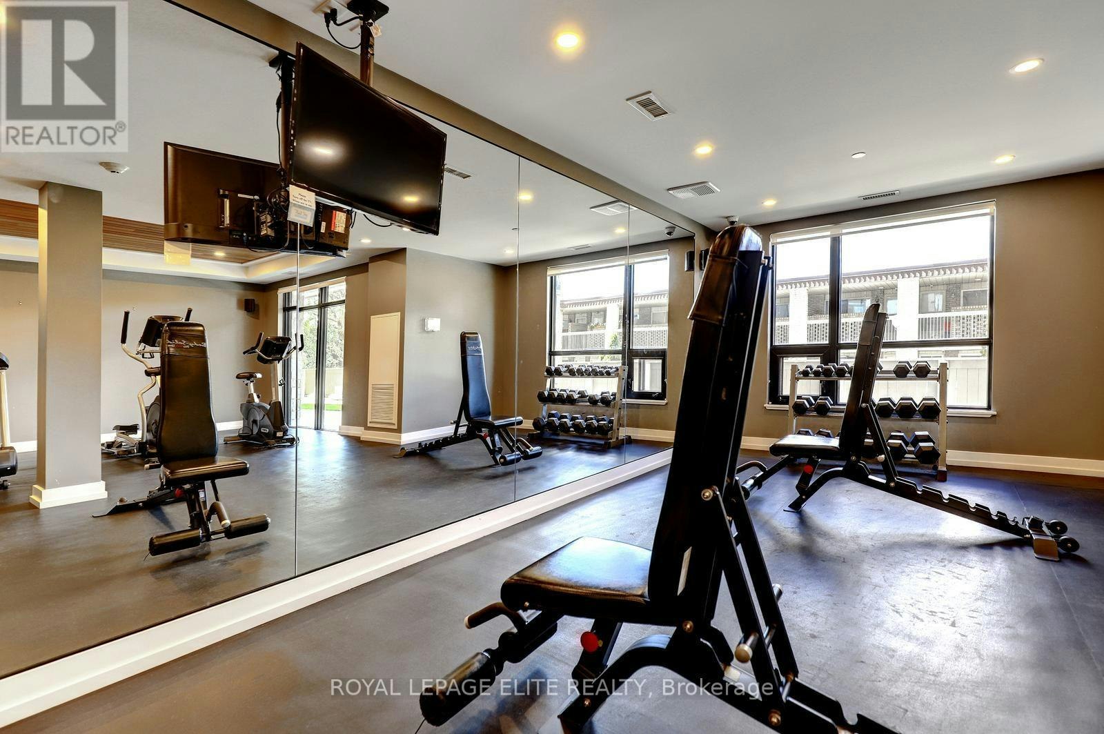303-340 Plains Road E, Burlington, ON, L7T 2C8 - 34