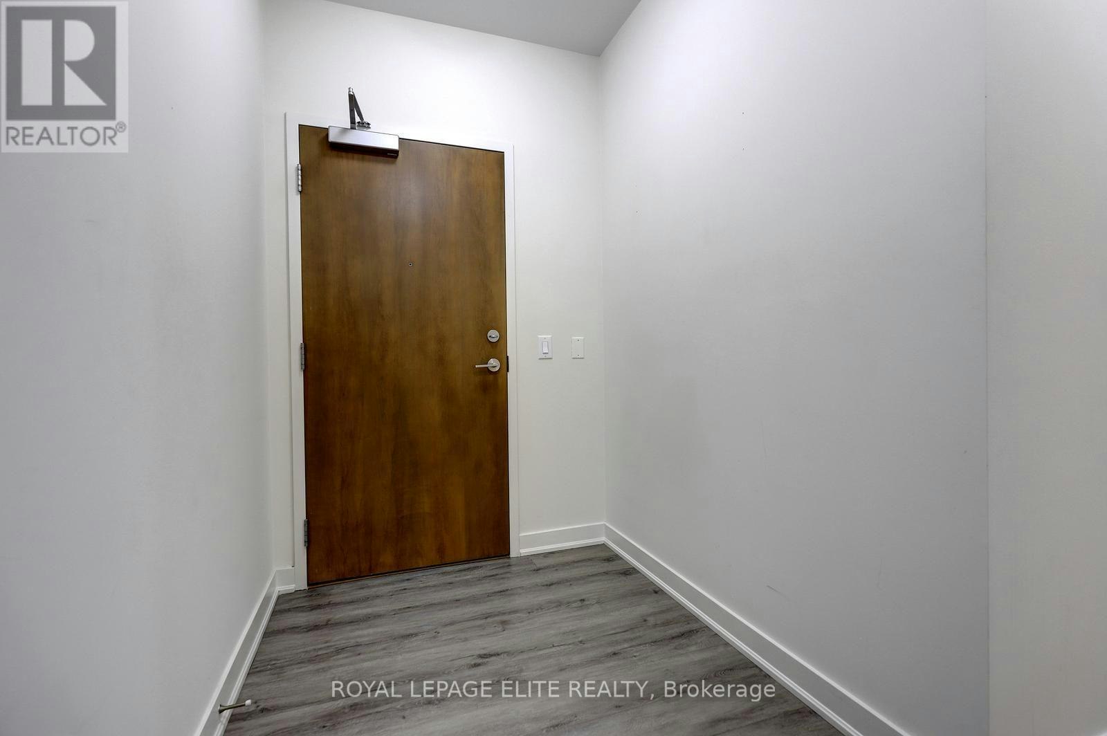 303-340 Plains Road E, Burlington, ON, L7T 2C8 - 6