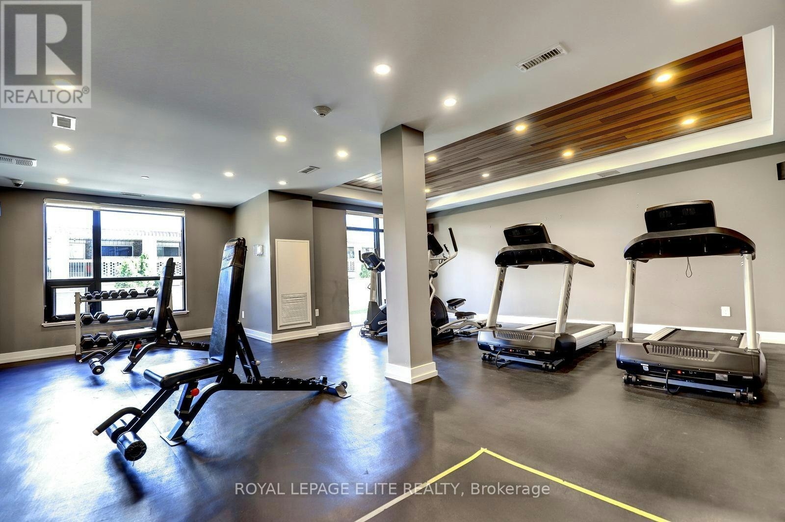 303-340 Plains Road E, Burlington, ON, L7T 2C8 - 33