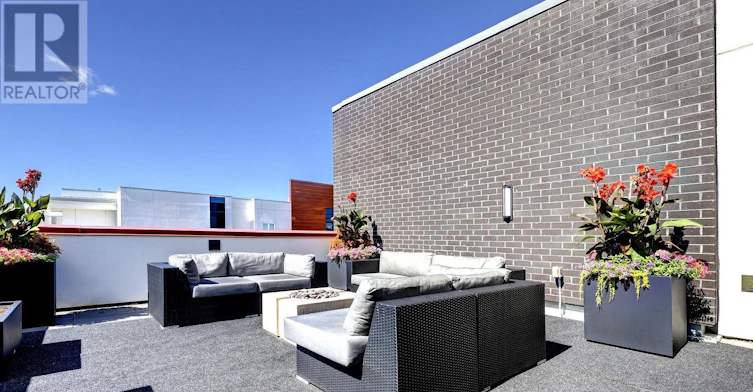303-340 Plains Road E, Burlington, ON, L7T 2C8 - 29