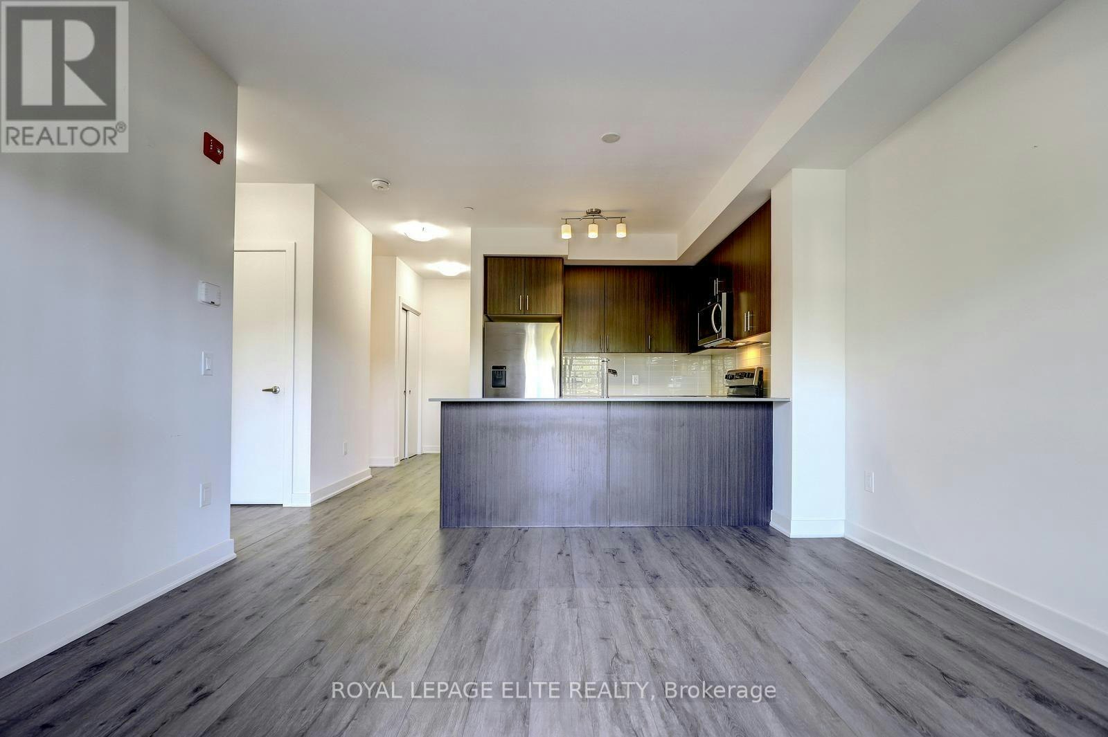 303-340 Plains Road E, Burlington, ON, L7T 2C8 - 16