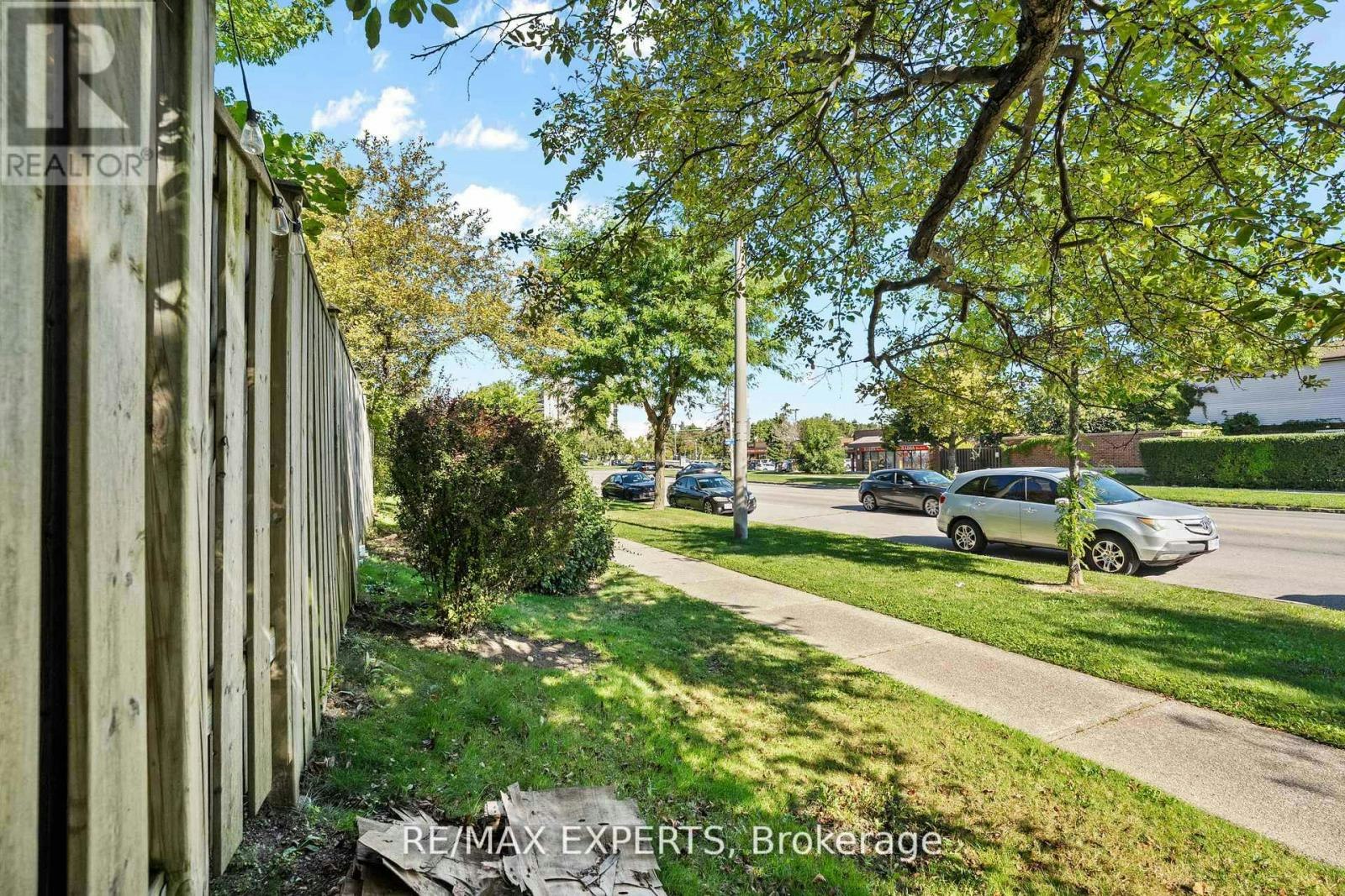 35-2779 Gananoque Drive, Mississauga, ON, L5N 2E4 - 23