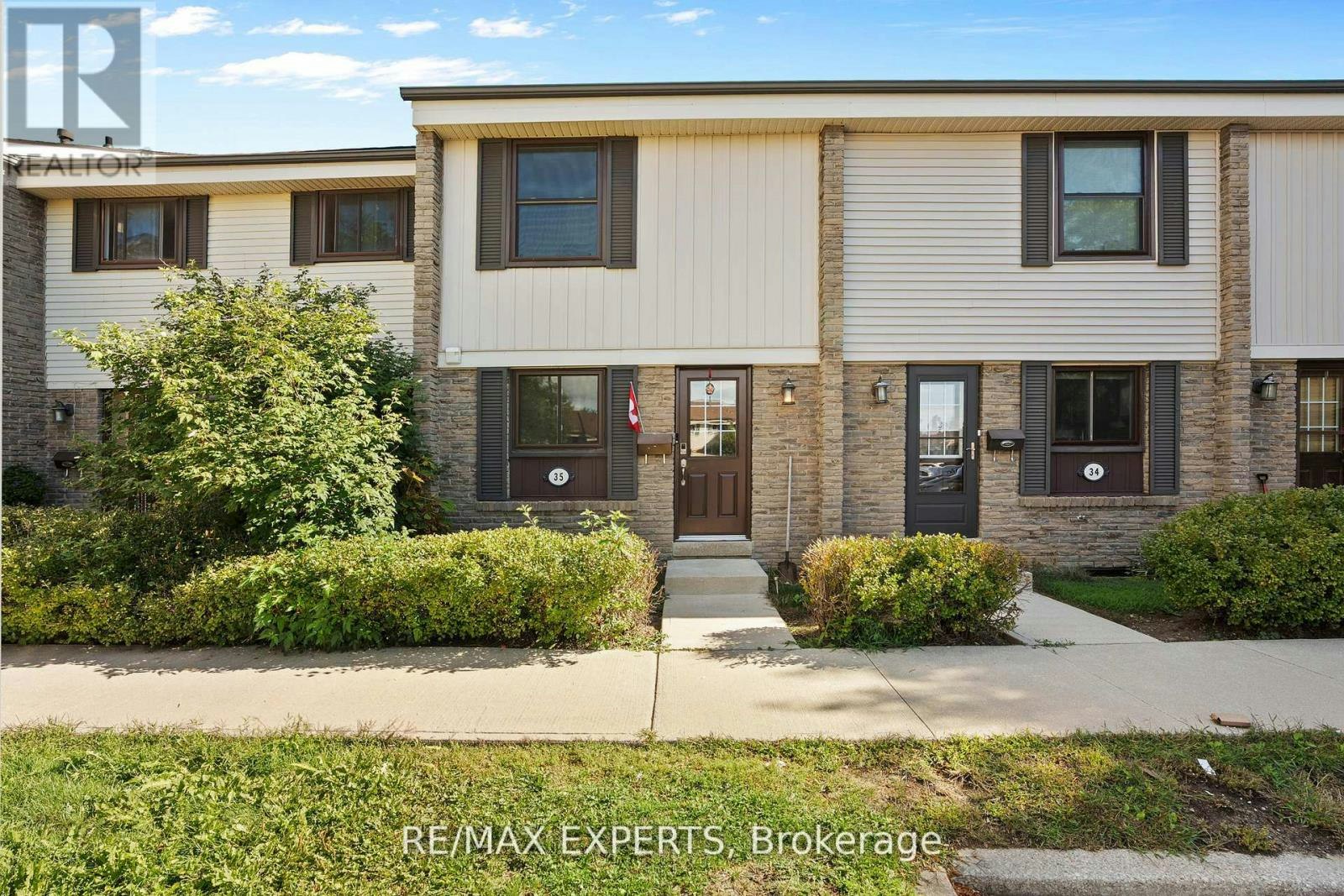 35-2779 Gananoque Drive, Mississauga, ON, L5N 2E4