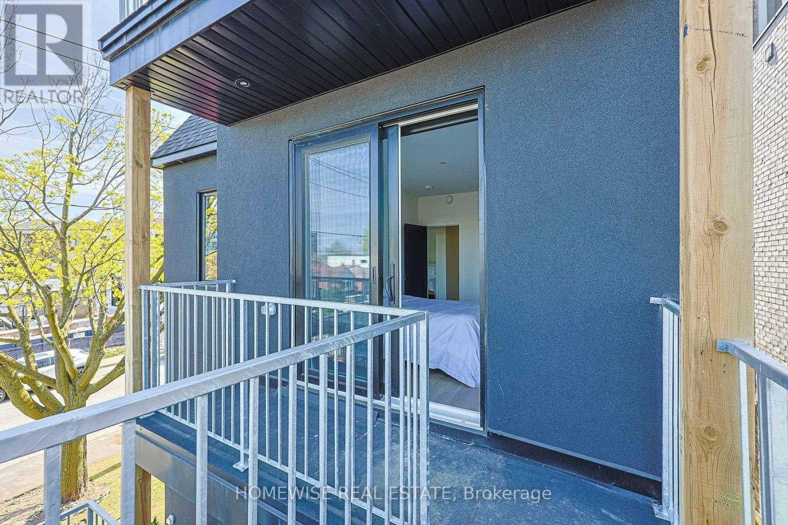 3-159 Locksley Avenue, Toronto, ON, M6B 3N6 - 38
