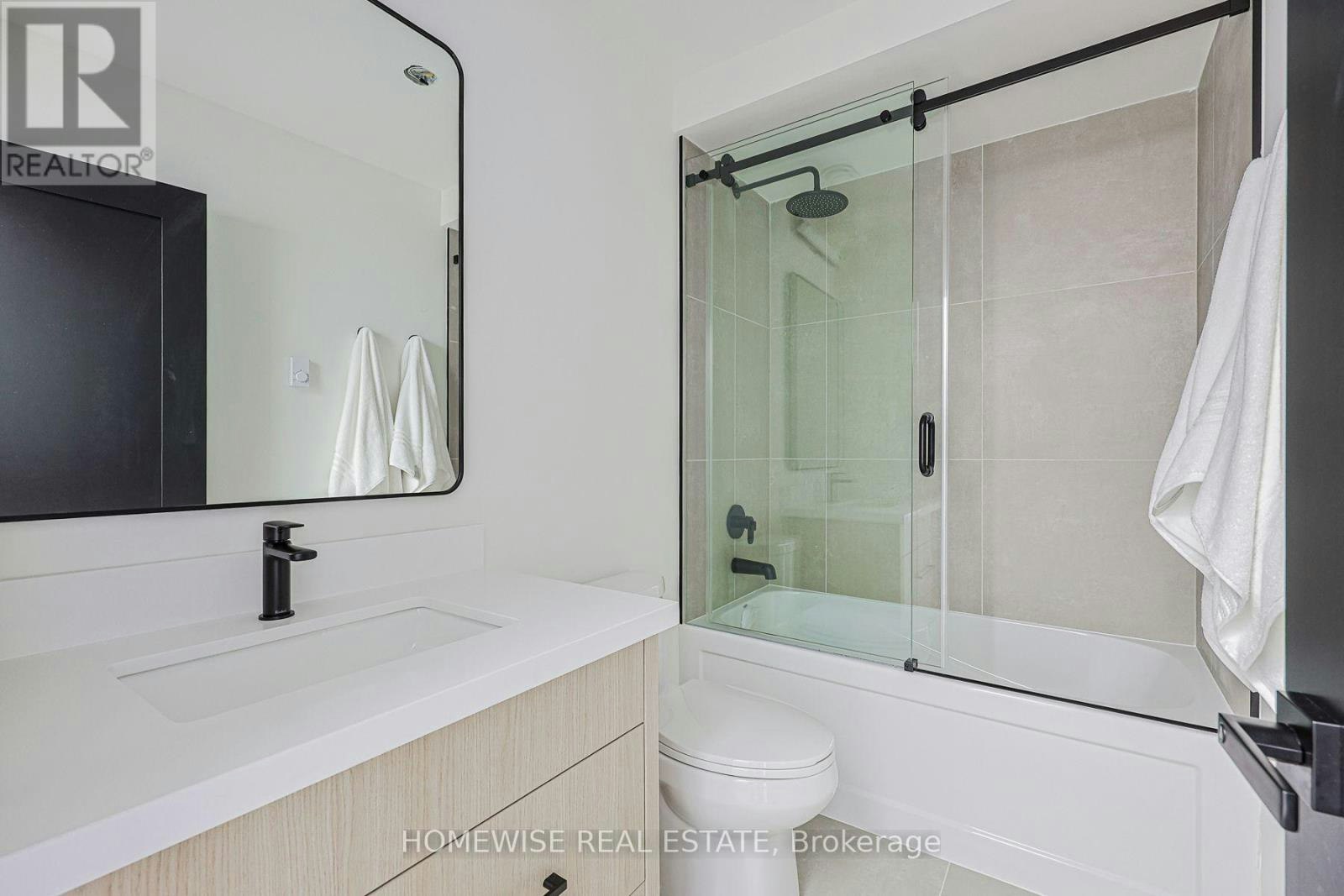 3-159 Locksley Avenue, Toronto, ON, M6B 3N6 - 34