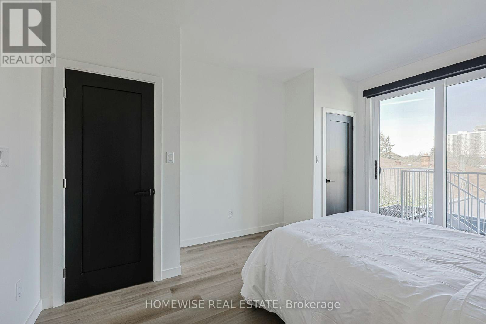 3-159 Locksley Avenue, Toronto, ON, M6B 3N6 - 26